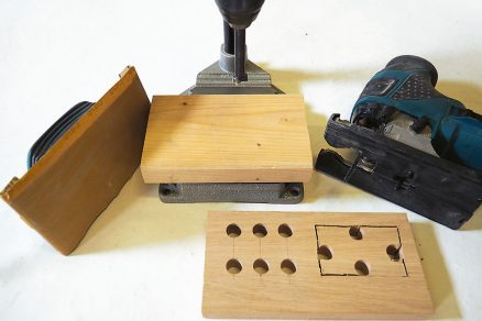 výroba dreveného stojanu na kefky