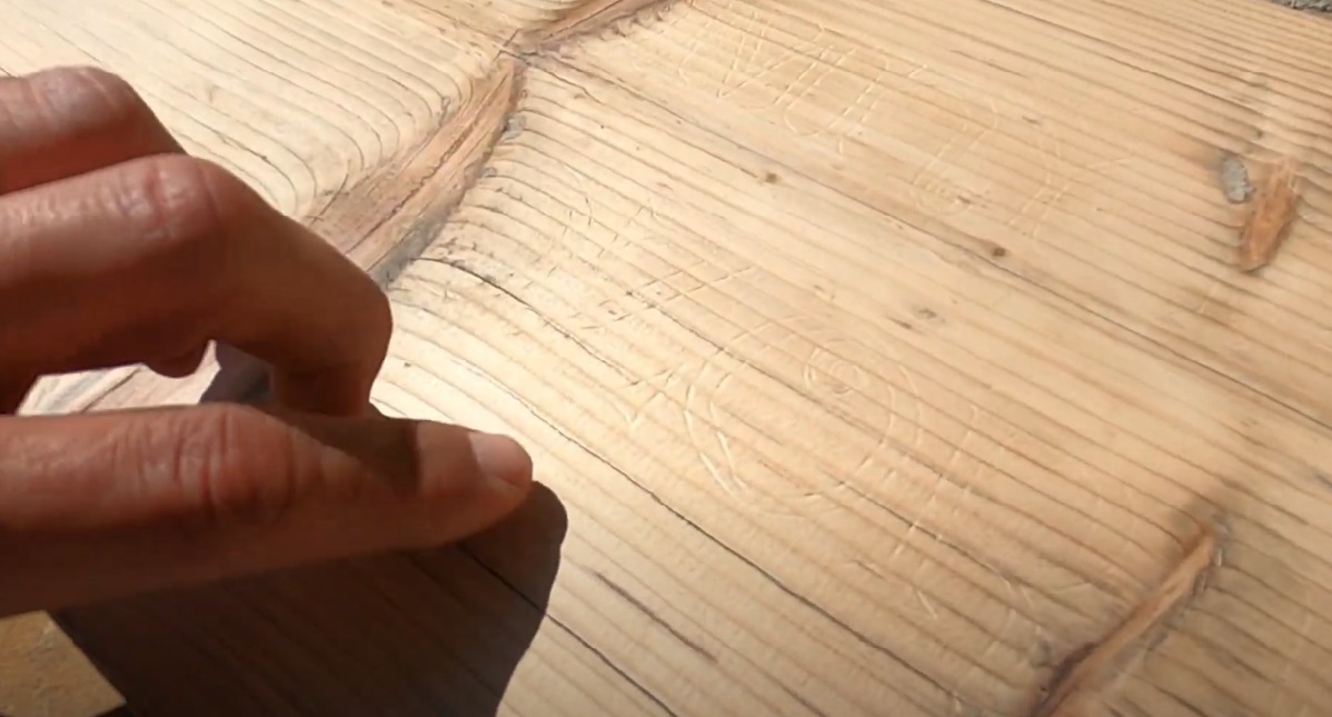 výroba drevenej tabuľky s nápisom