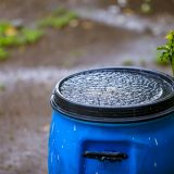 Zachytávanie dažďovej vody v záhrade