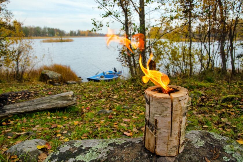 Švédska pochodeň - upravené drevené polienko