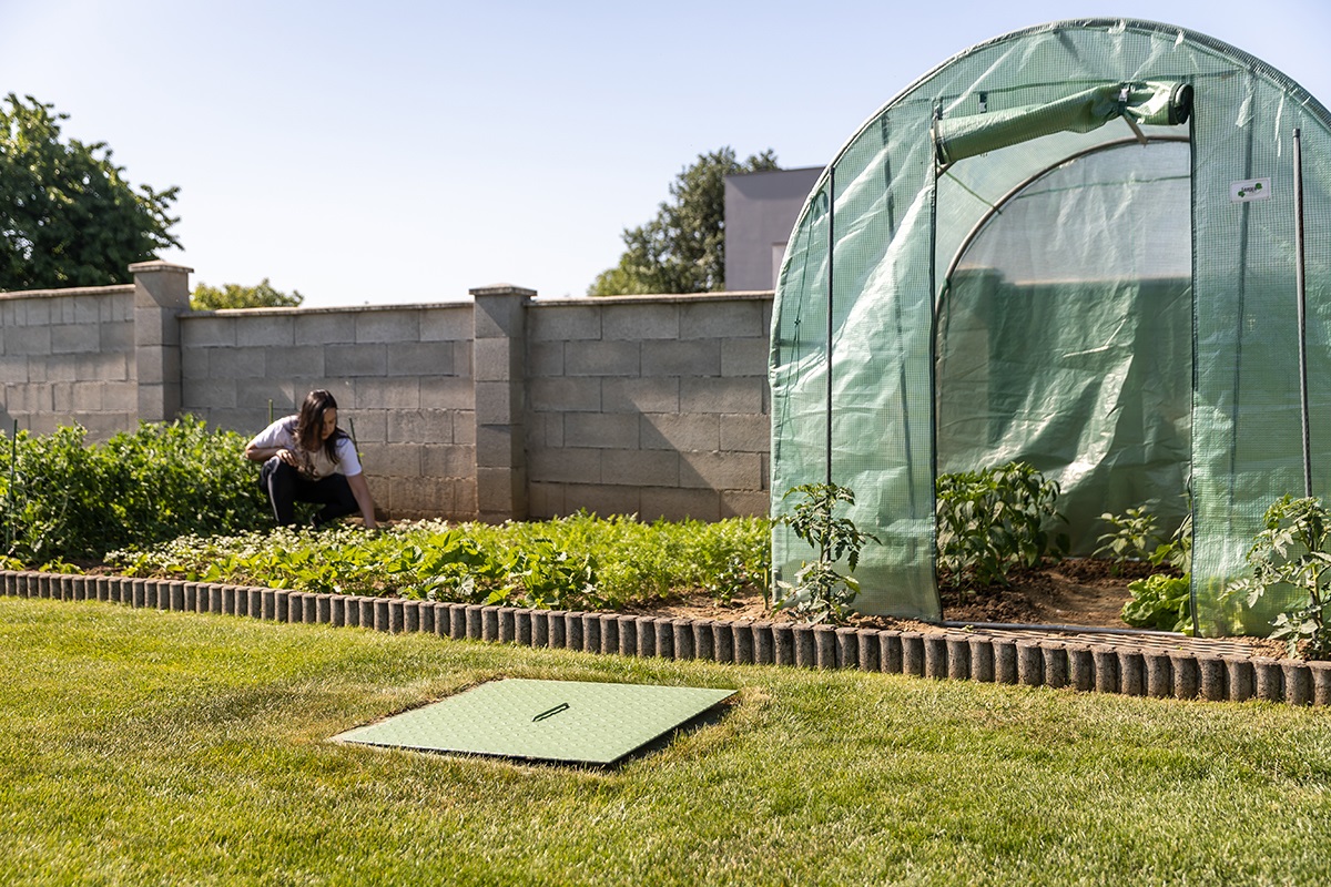 Priestor betónovej šachty môžete využiť na uskladnenie zeleniny a ovocia z vlastnej záhrady.