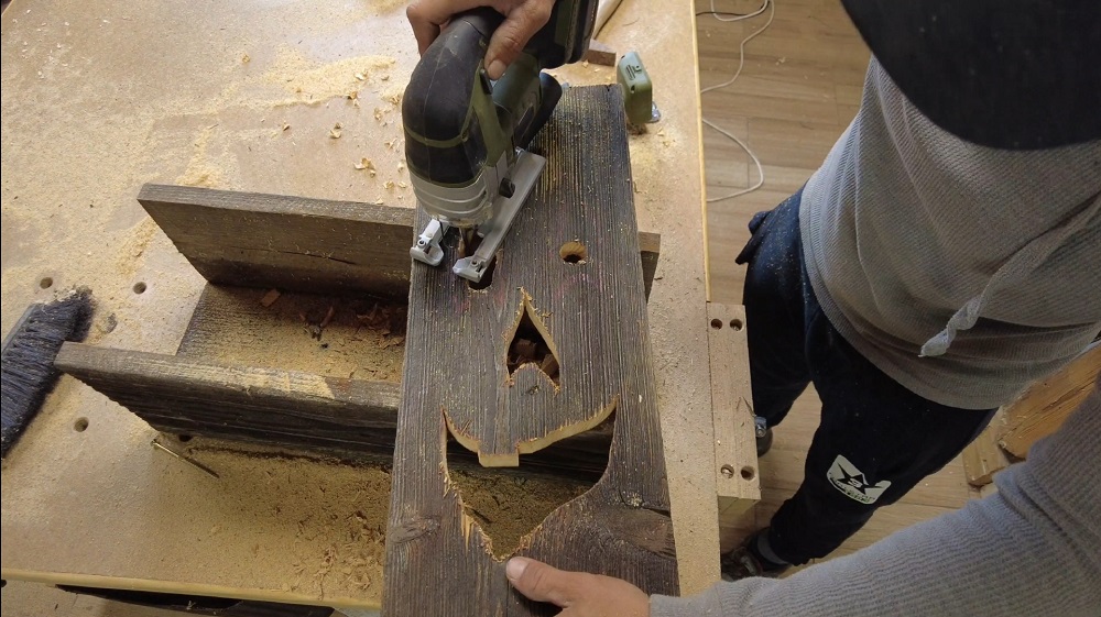 Výroba jesennej dekorácie z dreva