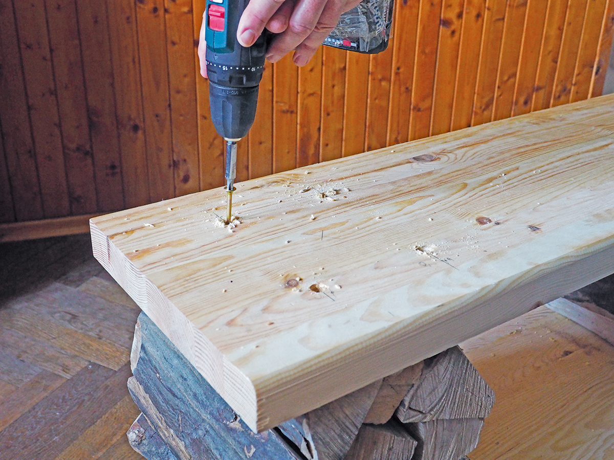 Výroba dreveného stolíka