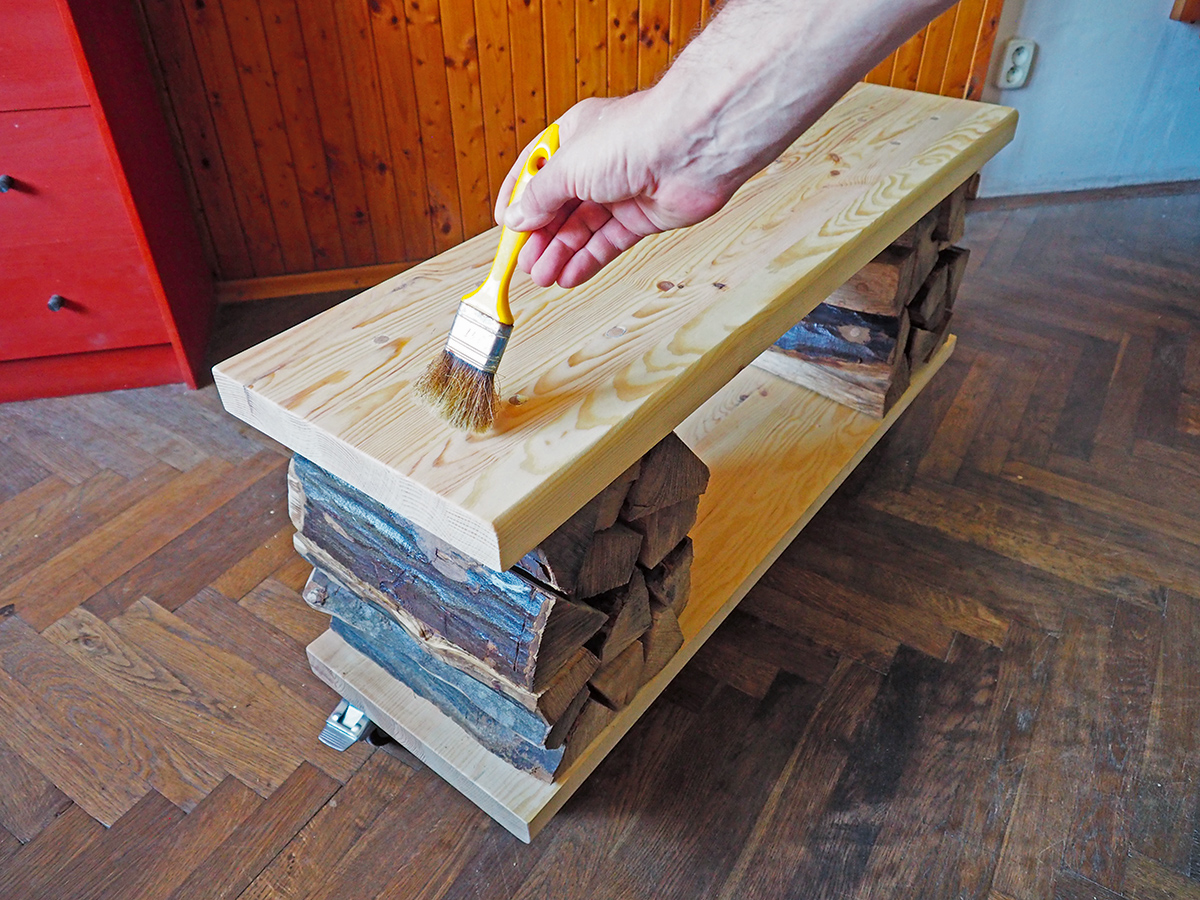 Výroba dreveného stolíka