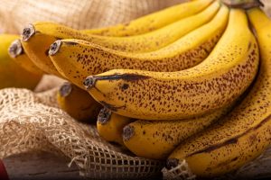 Čo robiť, aby banány nezhnedli? Vyskúšajte trik, vďaka ktorému si banány dlhšie udržia čerstvosť