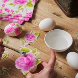 Dekupáž - vajíčka zdobené servítkovou technikou