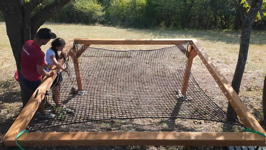 Výroba relaxačnej siete do záhrady