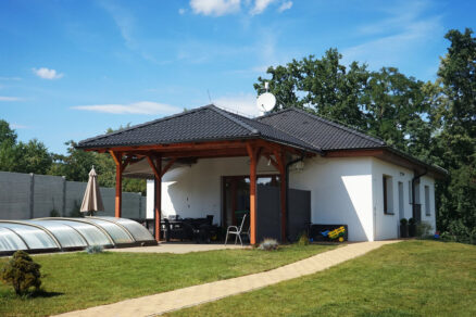 Rodinný dom s novou strechou