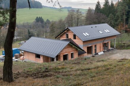 Murovaný dom s tehlou HELUZ