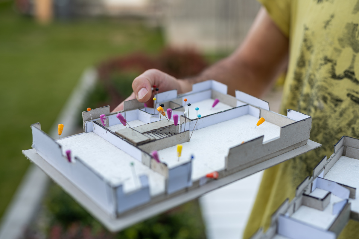 Stavba domu z tehál svojpomocne