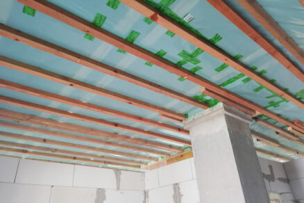 Parozábrana v bungalove