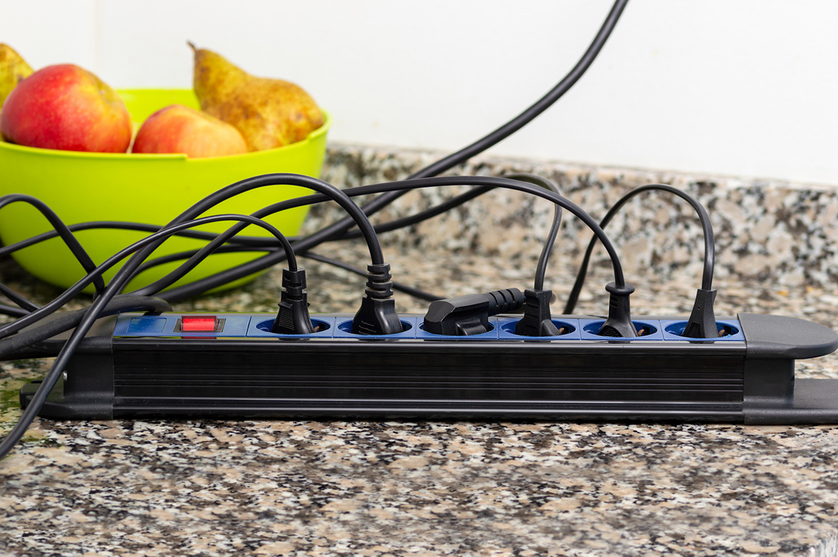 Preťažená predlžovačka