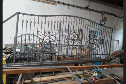 Výroba kovovej brány