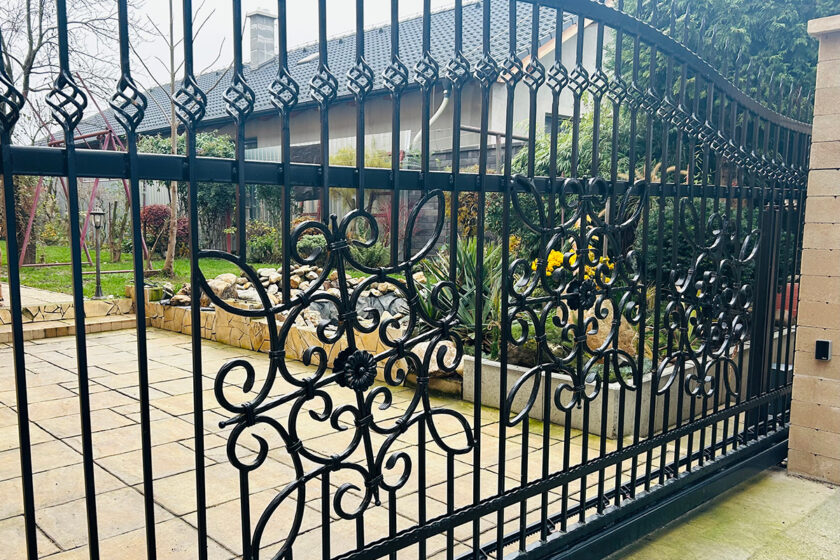 Výroba kovovej brány