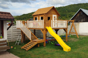 Lukáš postavil svojim deťom domček snov. Pozrite sa, čo všetko doň zakomponoval a čo ešte chystá