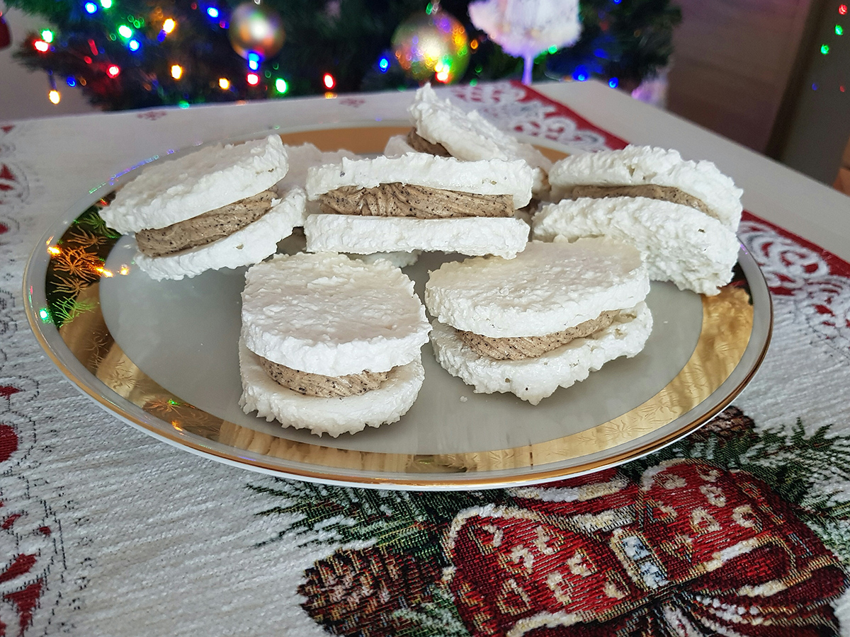 Sviatočné kokosové laskonky