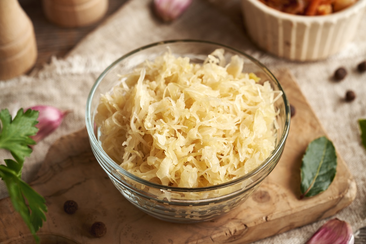 Kyslá kapusta v miske