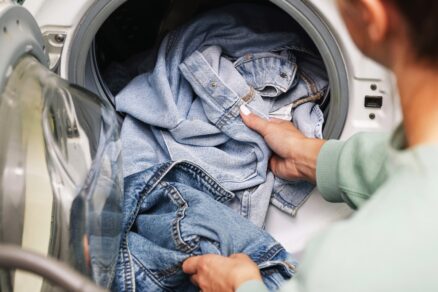 Pranie riflí v práčke