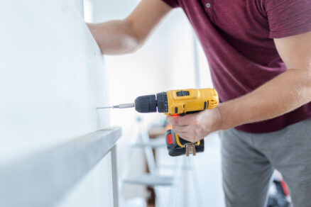 Práca s AKU vŕtačkou