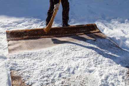 Čistenie kobercov v snehu