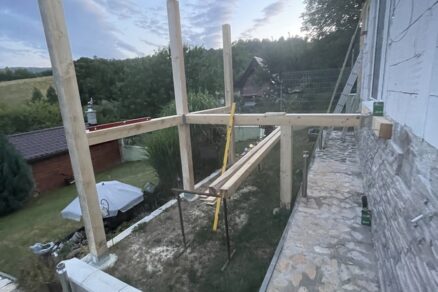 Stavba terasy na chalupe