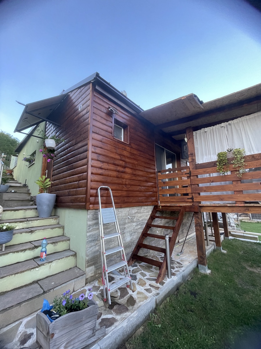 Stavba terasy na chalupe