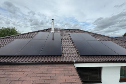Fotovoltické panely na streche