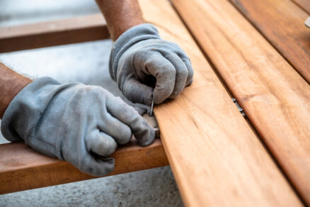 Stavba drevenej terasy