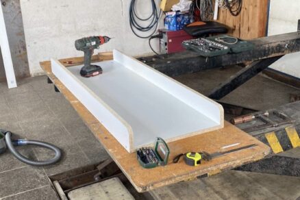 Výroba detskej postele domček so šmýkačkou a hojdačkou