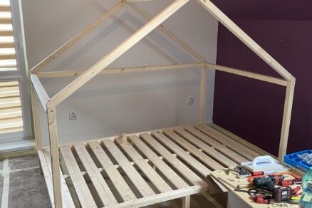 Výroba detskej postele domček so šmýkačkou a hojdačkou