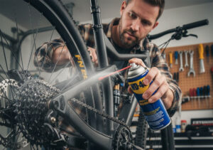 WD-40 nie je mazivo! 10 vecí, na ktoré ho používate, ale v skutočnosti im škodíte