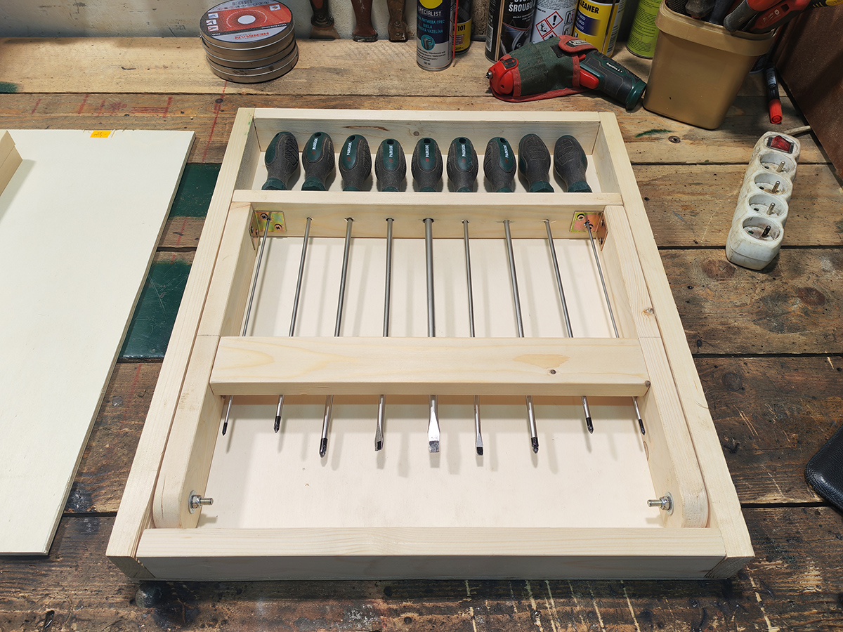 Výroba dreveného kufríka na skrutkovače