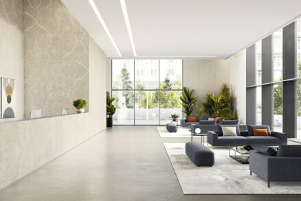 Veľkoformátová dlažba v modernej obývačke