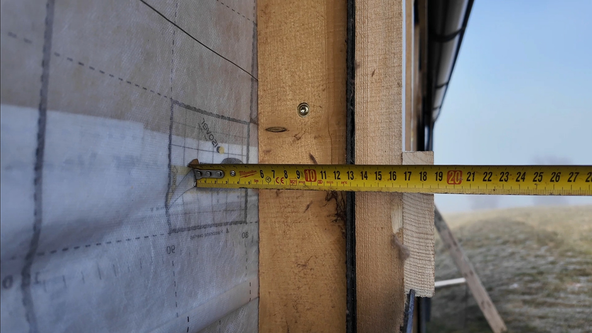 Zmerajte celkovú hĺbku od vonkajšieho po vnútorný obklad. V našom prípade 19 cm.
