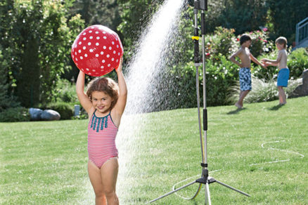 Horúce leto v čistom bazéne - garden_shower_children_app_4_CI15-93122-150DPI