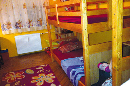 Lacná poschodová posteľ pre deti