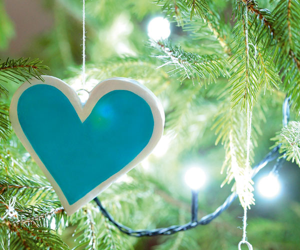 Vlastnoručne vyrobené vianočné ozdoby skrášlia váš stromček