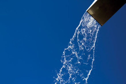 znizte svoje naklady na vodu zachytavanim dazdovej vody